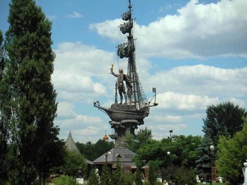 Moskova'da istenmeyen heykel: Büyük Peter