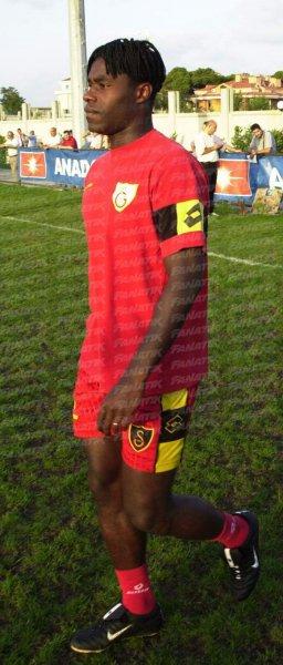 4 büyüklerde forma giymeden giden futbolcular