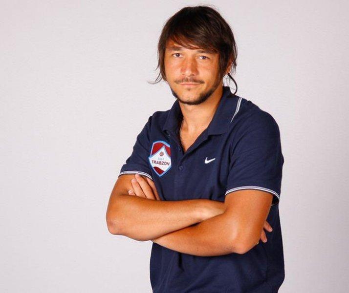 4 büyüklerde forma giymeden giden futbolcular