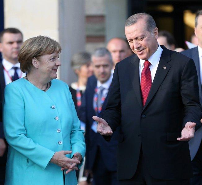 Dünden bugüne Erdoğan ile Merkel'in görüşmeleri