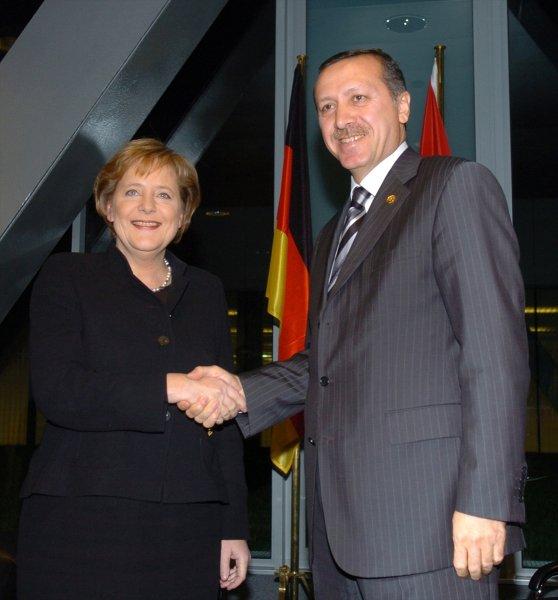 Dünden bugüne Erdoğan ile Merkel'in görüşmeleri