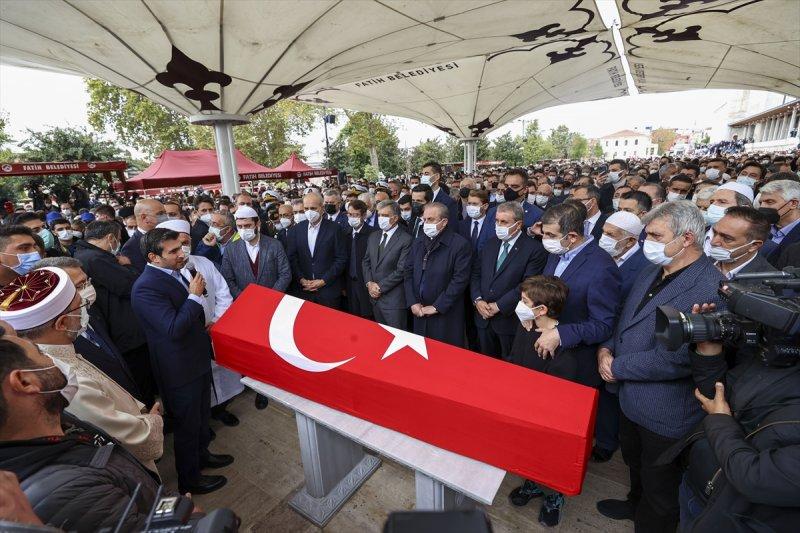 SİHA'ların öncü ismi Özdemir Bayraktar'a veda