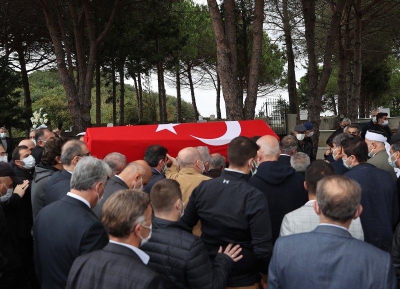 SİHA'ların öncü ismi Özdemir Bayraktar'a veda