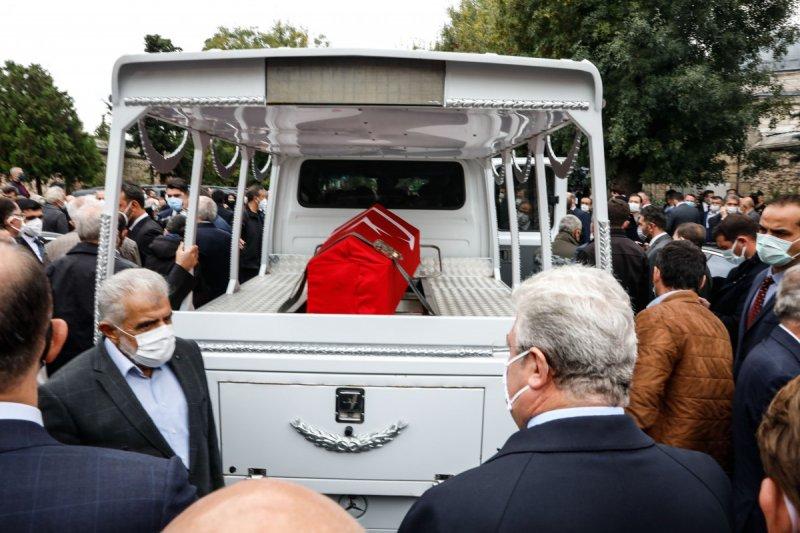 SİHA'ların öncü ismi Özdemir Bayraktar'a veda