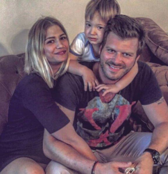 Kız kardeşiyle hayran bırakan Kıvanç Tatlıtuğ'un sosyal medya paylaşımları