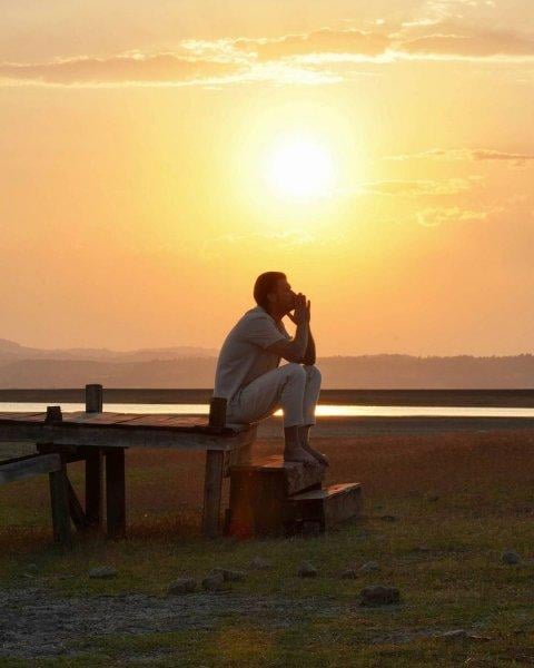 Kız kardeşiyle hayran bırakan Kıvanç Tatlıtuğ'un sosyal medya paylaşımları