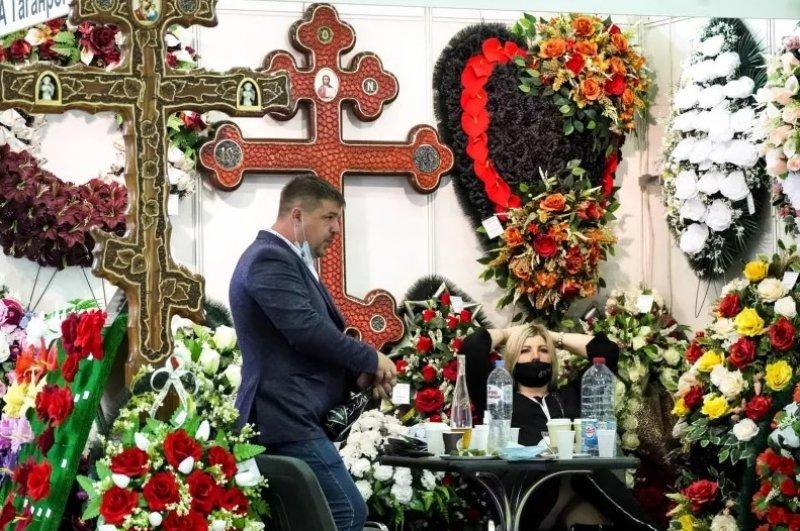 Moskova'da cenaze işleri fuarı