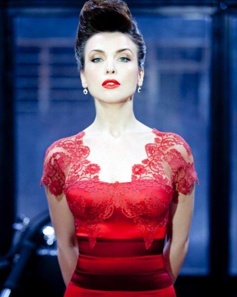 Taciz itirafında bulunan Arzu Yanardağ'ın sosyal medya paylaşımları