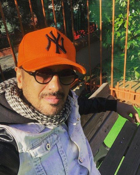 Kırmızı Oda'nın kadrosuna dahil olan Emre Altuğ'un sosyal medya paylaşımları