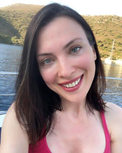 Taciz itirafında bulunan Arzu Yanardağ'ın sosyal medya paylaşımları