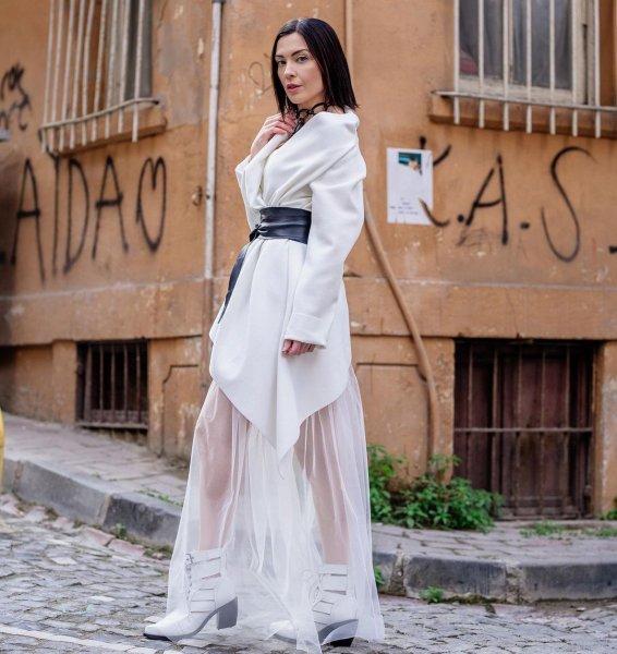 Taciz itirafında bulunan Arzu Yanardağ'ın sosyal medya paylaşımları