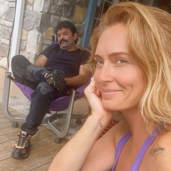 Ceyda Düvenci ile evli olan Bülent Şakrak'ın sosyal medya paylaşımları