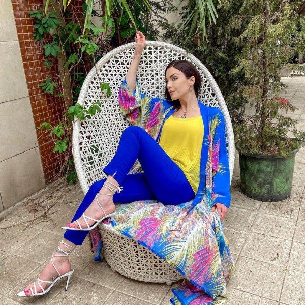 Taciz itirafında bulunan Arzu Yanardağ'ın sosyal medya paylaşımları