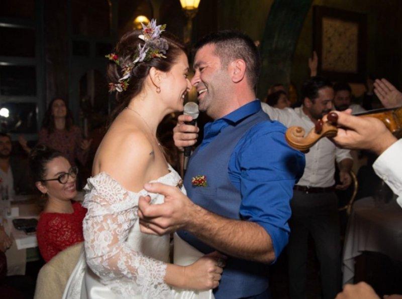 Ceyda Düvenci ile evli olan Bülent Şakrak'ın sosyal medya paylaşımları