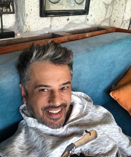 Kırmızı Oda'nın kadrosuna dahil olan Emre Altuğ'un sosyal medya paylaşımları