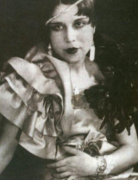 Cumhuriyetle birlikte ilkleri gerçekleştiren 'kadınlar'