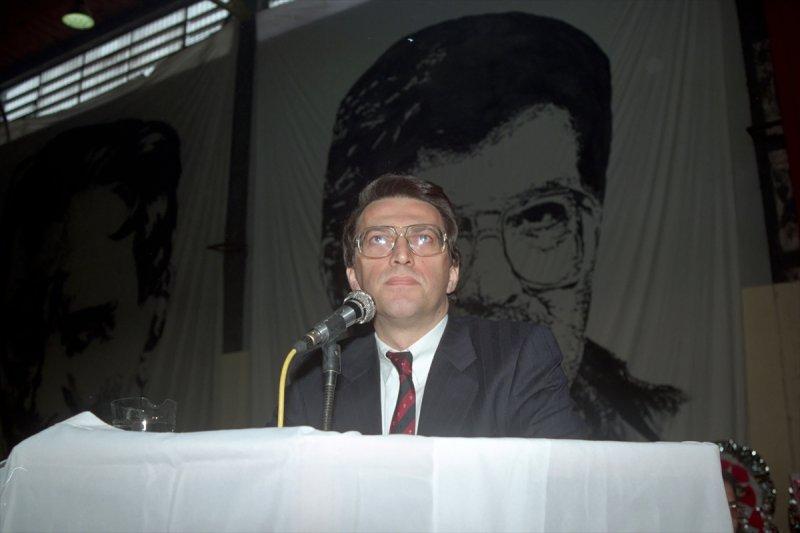 Vefatının 1. yılında fotoğraflarla Mesut Yılmaz