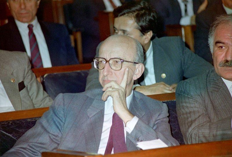 Vefatının 14. yılında fotoğraflarla Erdal İnönü 