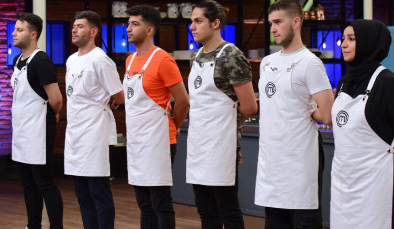 Masterchef 2021 kadrosu gelenler ve gidenler 