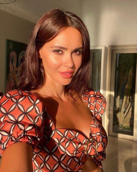 Volkan Demirel'in eşi Zeynep Demirel'in sosyal medya paylaşımları 