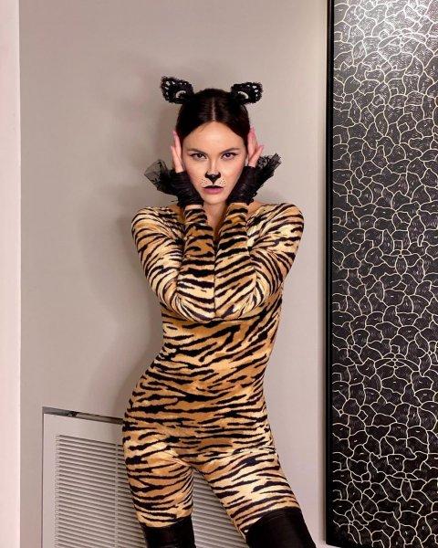 Volkan Demirel'in eşi Zeynep Demirel'in sosyal medya paylaşımları 