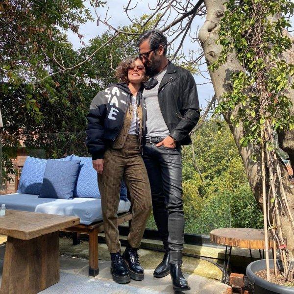 Özge Özpirinçci ve Burak Yamantürk çifti