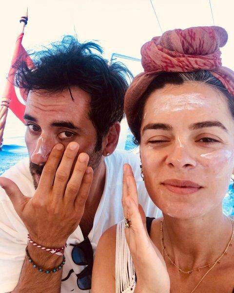 Özge Özpirinçci ve Burak Yamantürk çifti