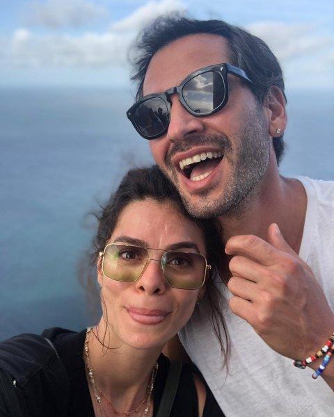 Özge Özpirinçci ve Burak Yamantürk çifti