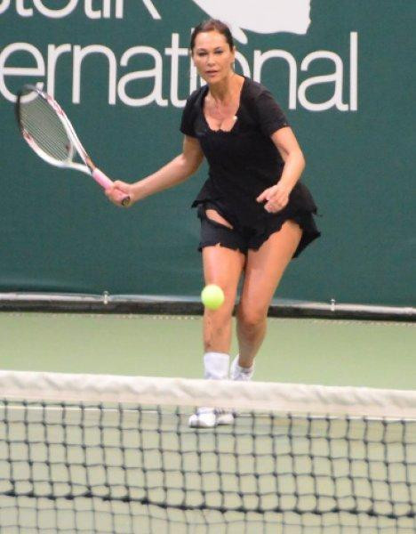 Hülya Avşar'ın spor halleri  - Resim 6