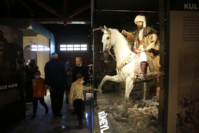 Sivas'ta 'Savaş Atları Müzesi' açıldı