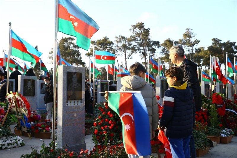 Karabağ Zaferi'nin birinci yıl dönümünde şehitler anıldı