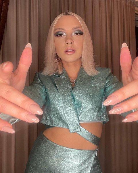 Ece Seçkin'in cesur fotoğrafları