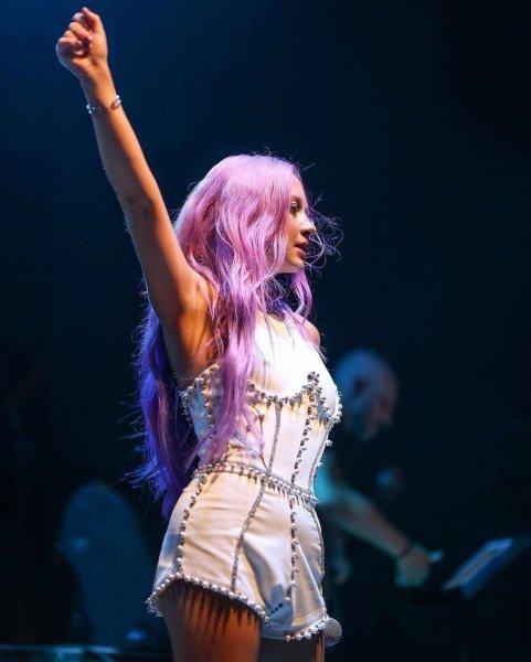 Ece Seçkin'in cesur fotoğrafları