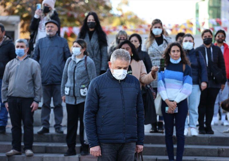Yurt genelinde hayat saat 09.05'te 1 dakikalığına durdu 