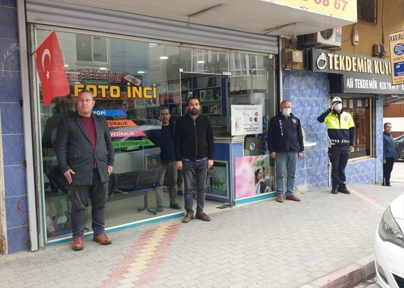 Yurt genelinde hayat saat 09.05'te 1 dakikalığına durdu 