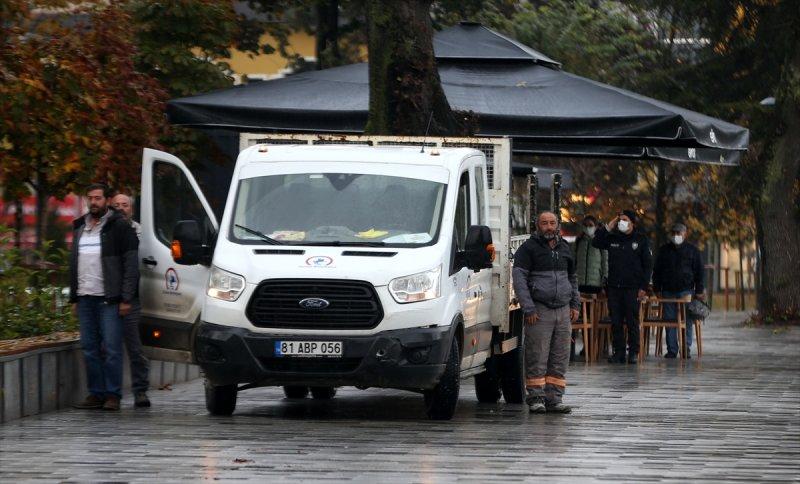 Yurt genelinde hayat saat 09.05'te 1 dakikalığına durdu 