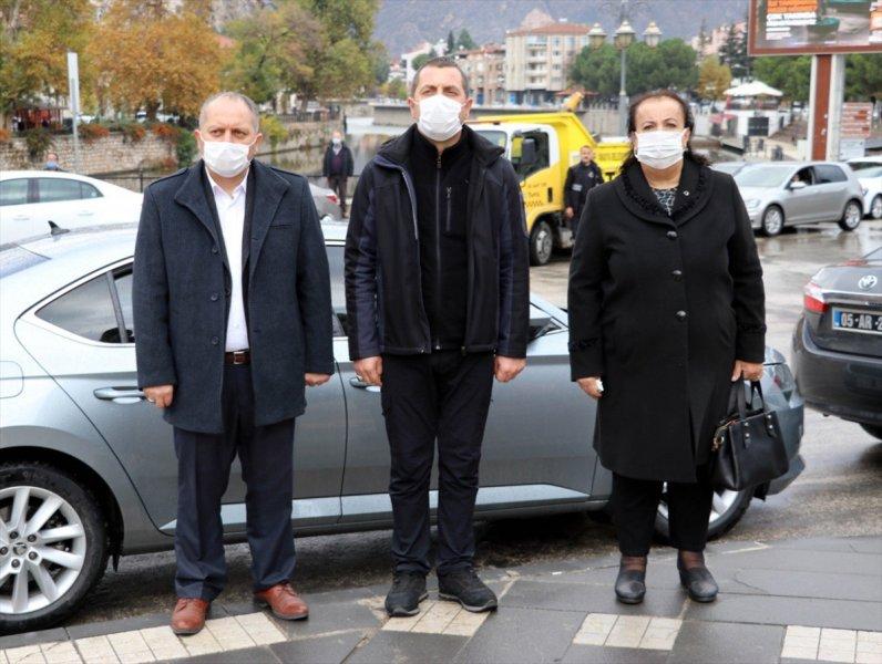 Yurt genelinde hayat saat 09.05'te 1 dakikalığına durdu 