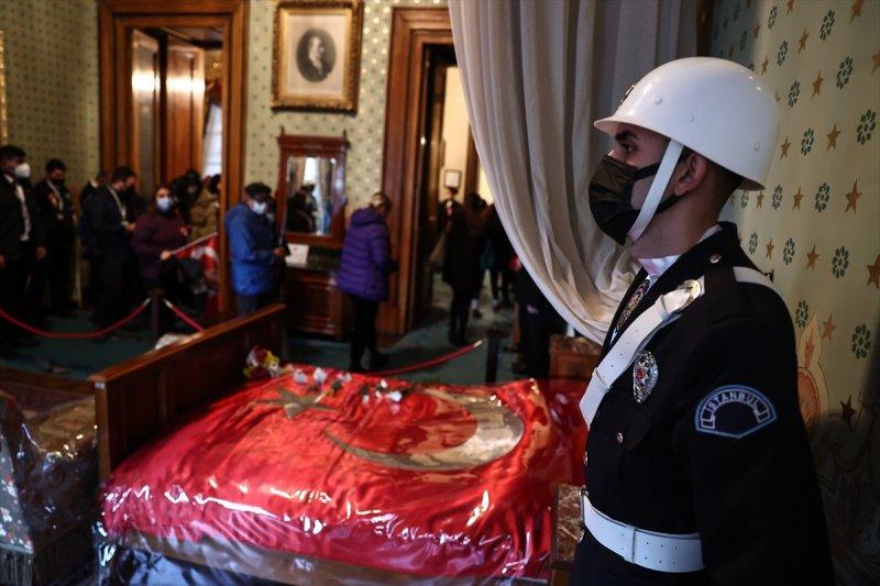 Yurt genelinde hayat saat 09.05'te 1 dakikalığına durdu 