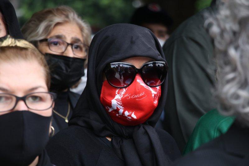 Yurt genelinde hayat saat 09.05'te 1 dakikalığına durdu 