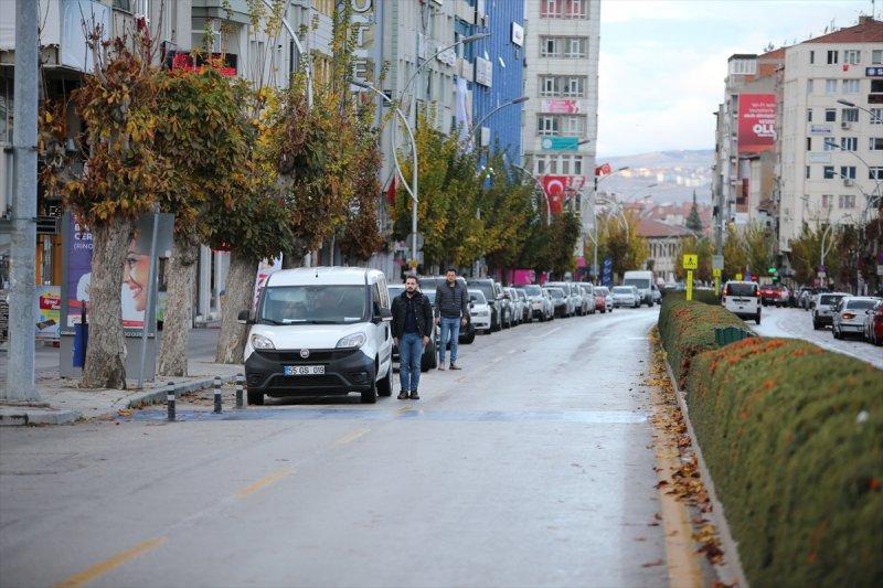 Yurt genelinde hayat saat 09.05'te 1 dakikalığına durdu 