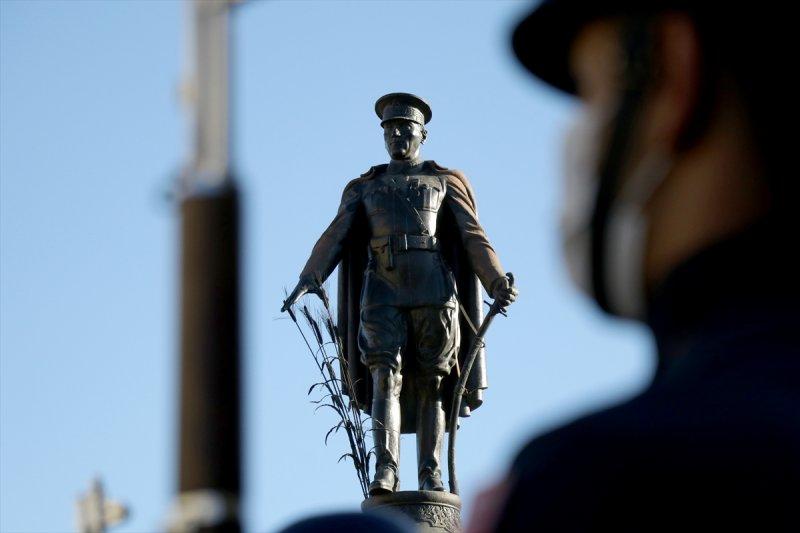 Yurt genelinde hayat saat 09.05'te 1 dakikalığına durdu 