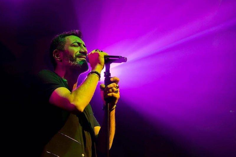 Yılbaşı sahne fiyatını 750 bin TL yapan Hakan Altun'un konser paylaşımları