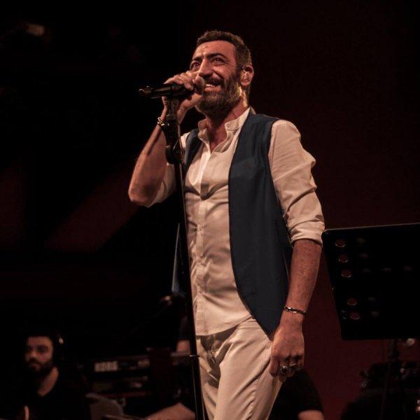 Yılbaşı sahne fiyatını 750 bin TL yapan Hakan Altun'un konser paylaşımları