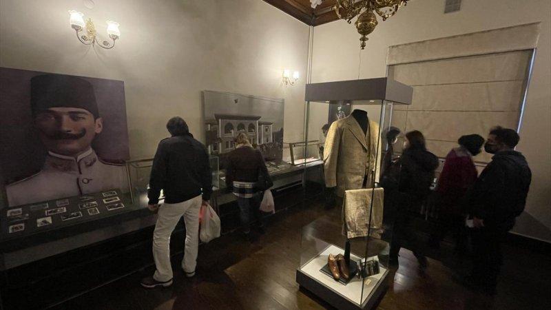 Atatürk'ün bugüne kadar görülmemiş eşyaları sergide