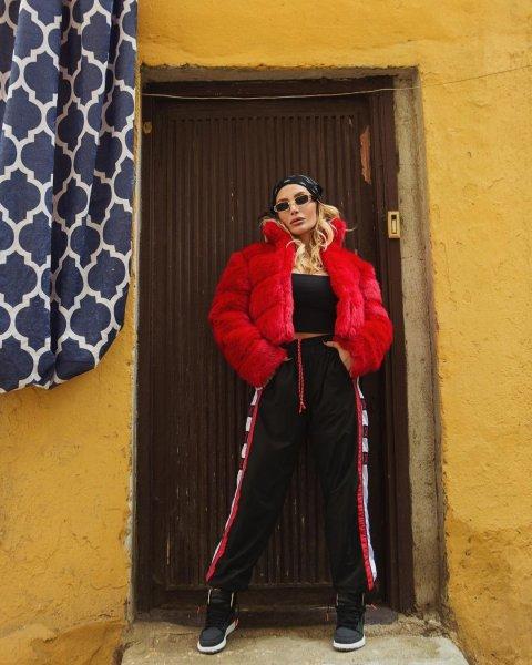 Sosyal medyada İrem Derici