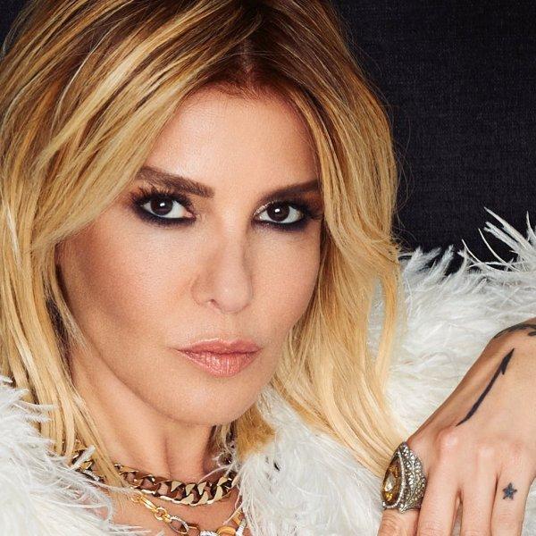 Gülben Ergen'in geçmişten bugüne saç stilleri