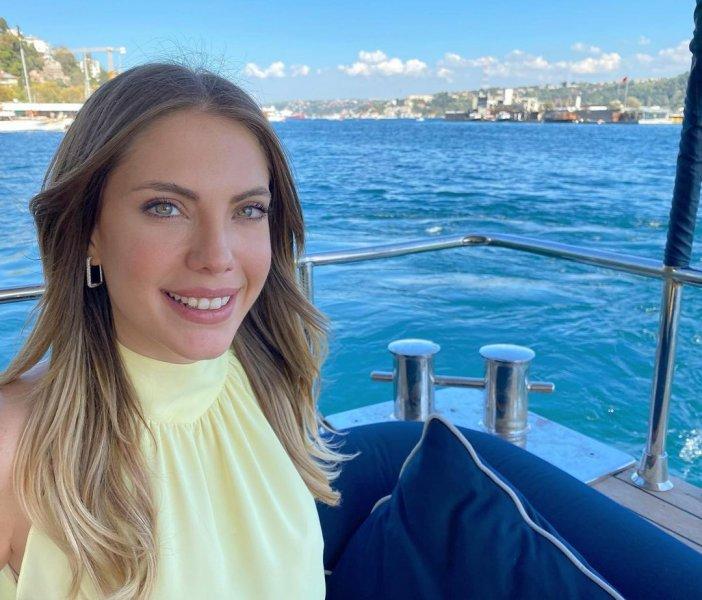 Son dönemin sevilen kadın oyuncusu Eda Ece'nin paylaşımları