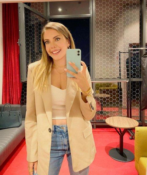 Son dönemin sevilen kadın oyuncusu Eda Ece'nin paylaşımları