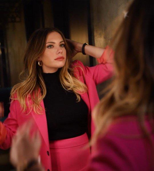 Son dönemin sevilen kadın oyuncusu Eda Ece'nin paylaşımları