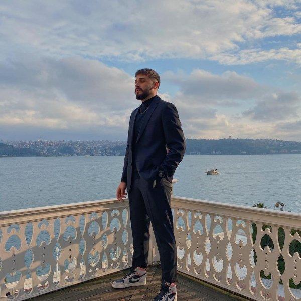 Sefo ismiyle tanınan Seyfullah Sağır'ın Instagram kareleri